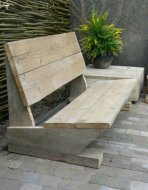 Inserat Bänkebau Schräg aus Lärchenholz